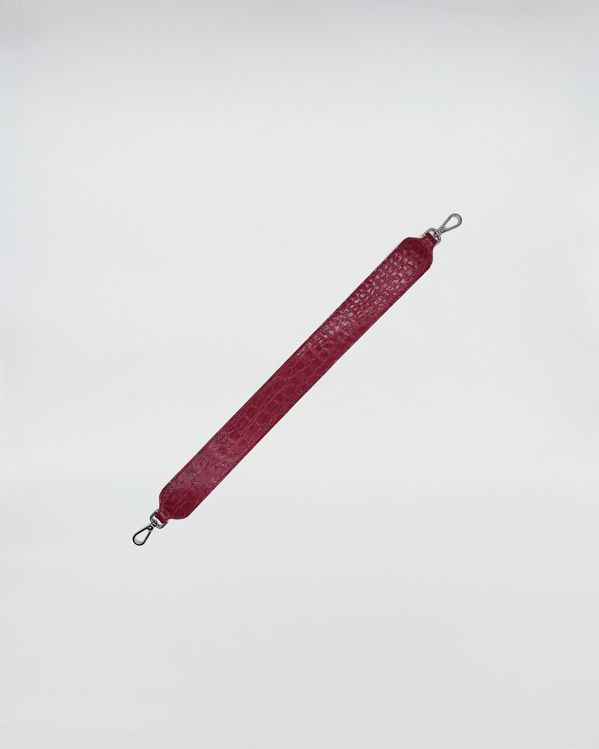 MANICO A SPALLA COCCO RECYCLE in un elegante colore bordeaux, accessorio ideale per borse di lusso.