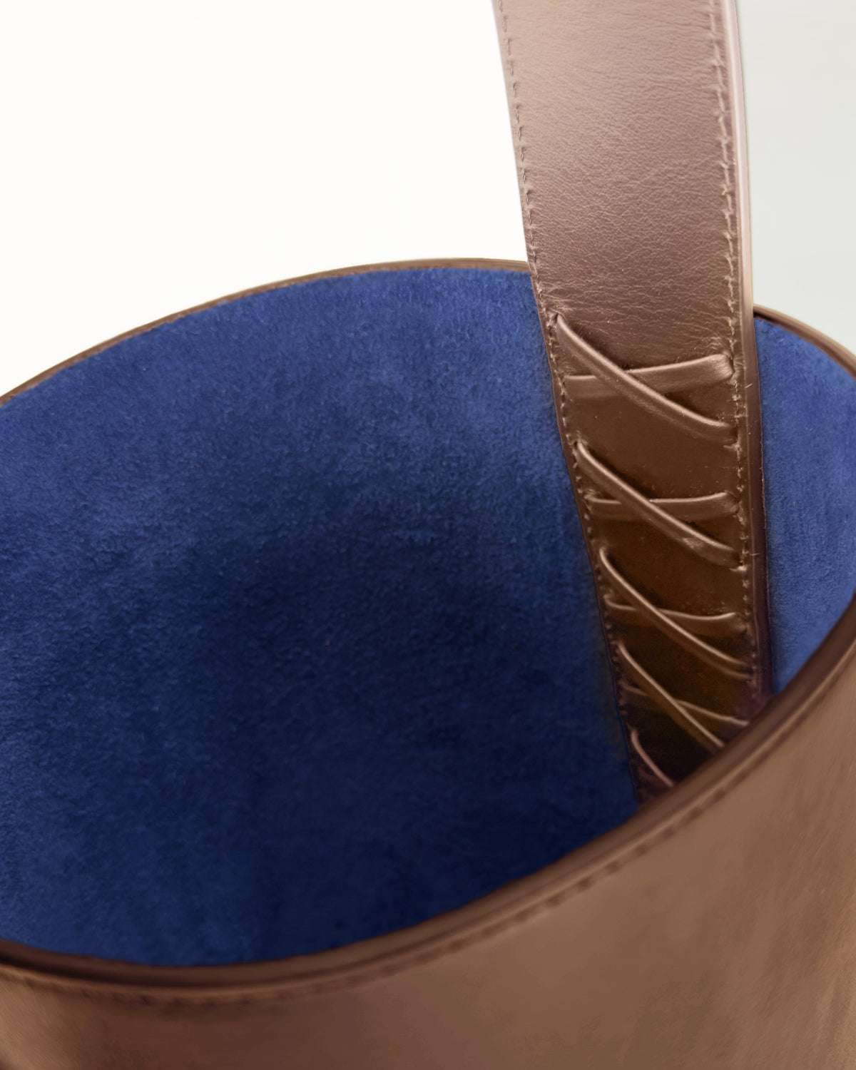 BORSA CELESTE VITELLO LISCIO