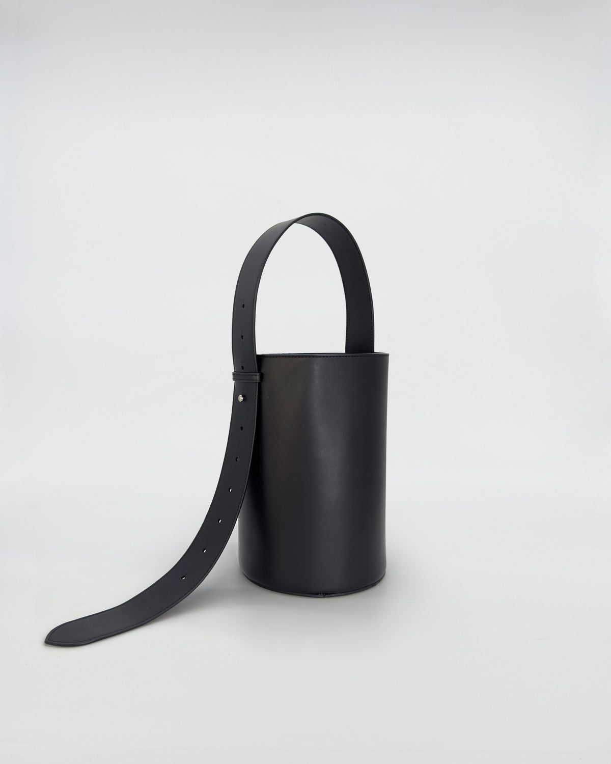 BORSA CELESTE VITELLO LISCIO