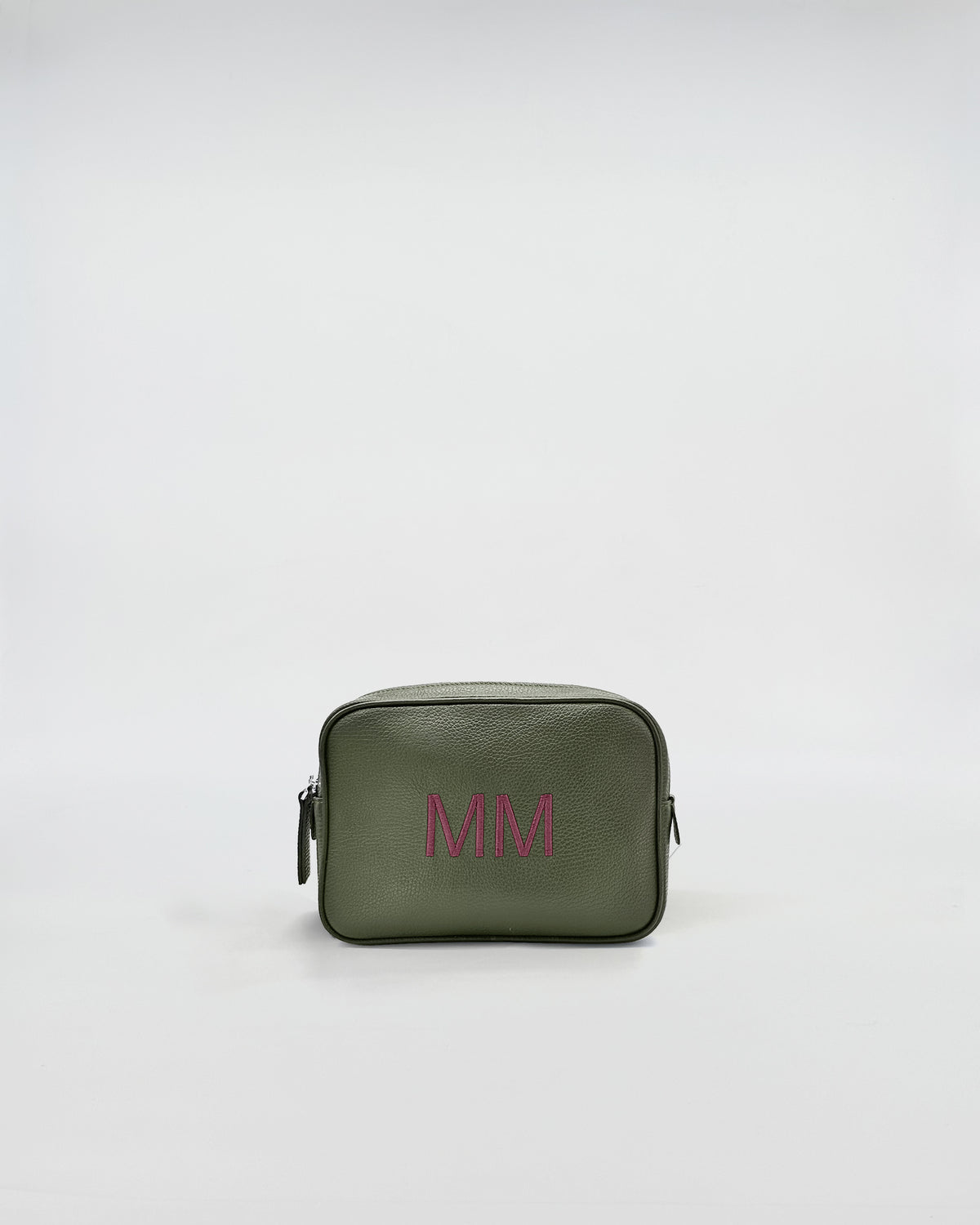 BEAUTY SMALL IN PELLE PERSONALIZZATO in green leather with embroidered initials MM.