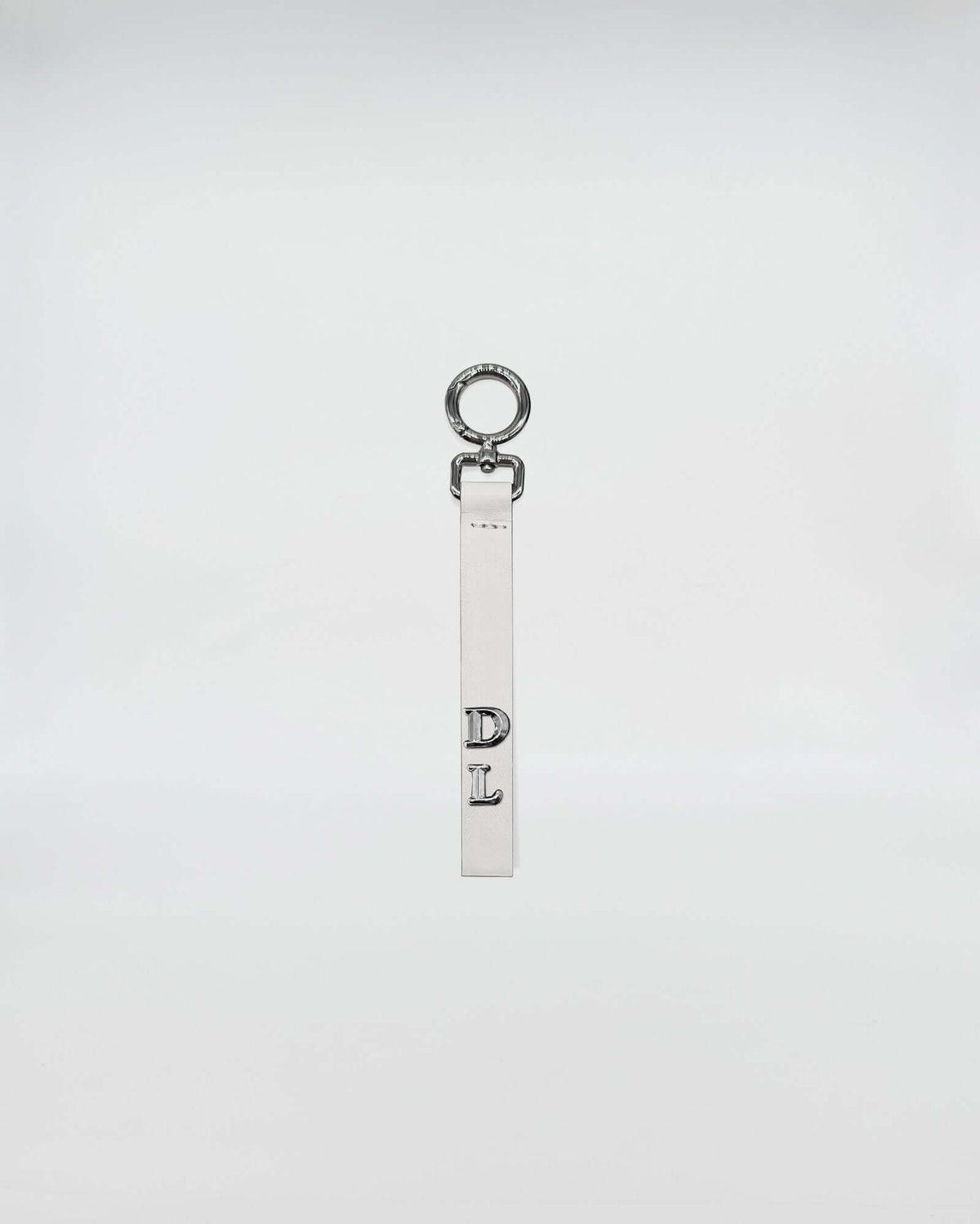 PORTACHIAVI IN PELLE SOLO TUO - portachiavi in pelle con anello apribile, personalizzabile con tua lettera, collezione DL1221.